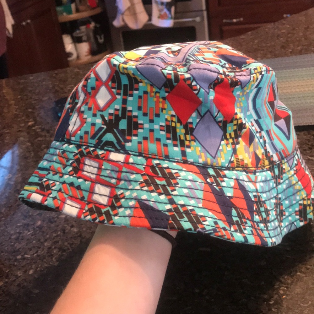 Geometric Bucket Hat
